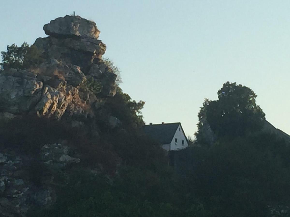 Вилла Altes Pfarrhaus Hunolstein Экстерьер фото